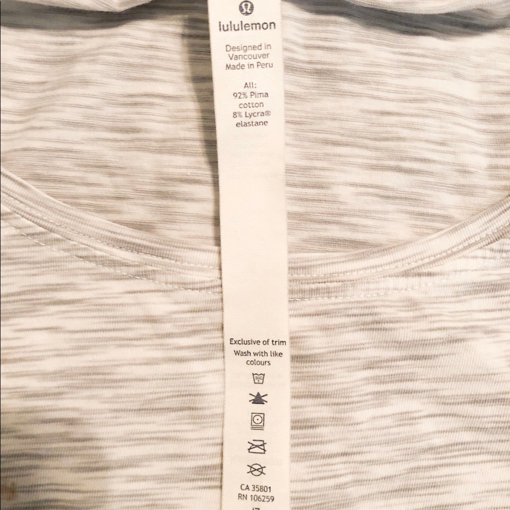 Lululemon tee - Picture 2 of 4